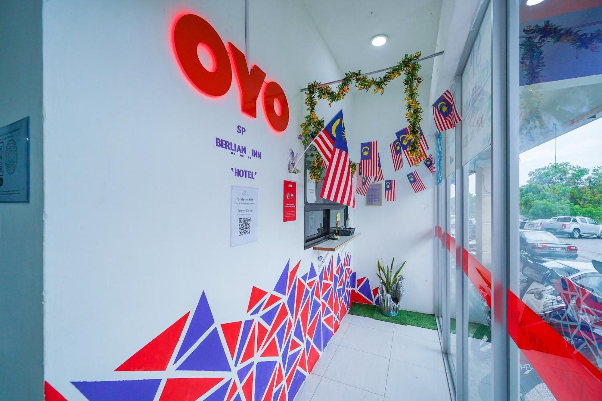 Oyo 89820 Sp Berlian Inn سونغاي بيتاني المظهر الخارجي الصورة