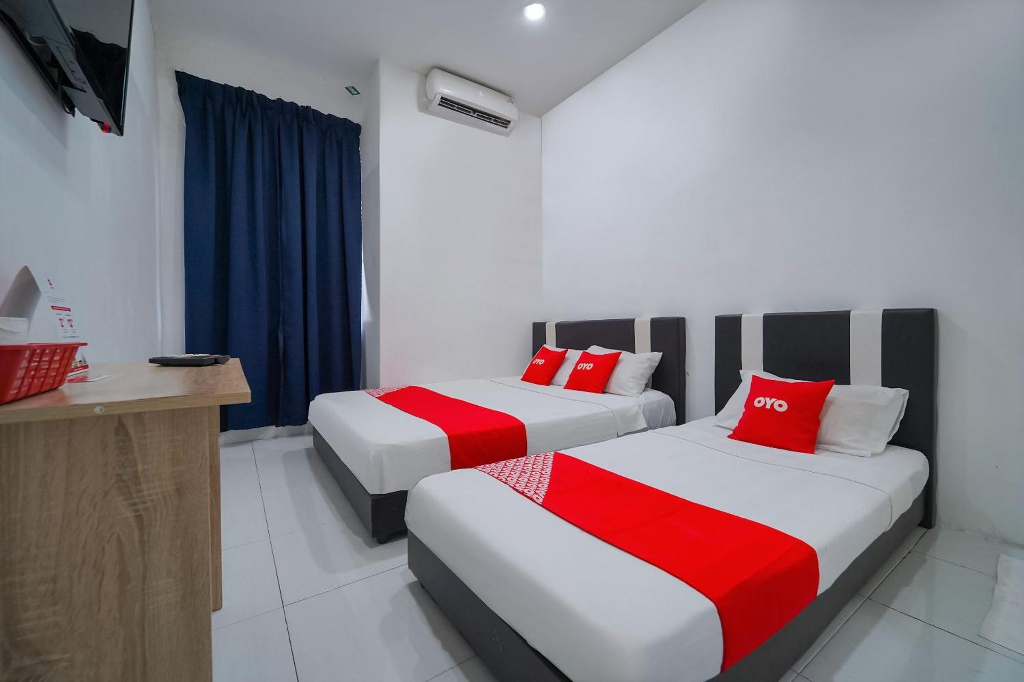 Oyo 89820 Sp Berlian Inn سونغاي بيتاني المظهر الخارجي الصورة