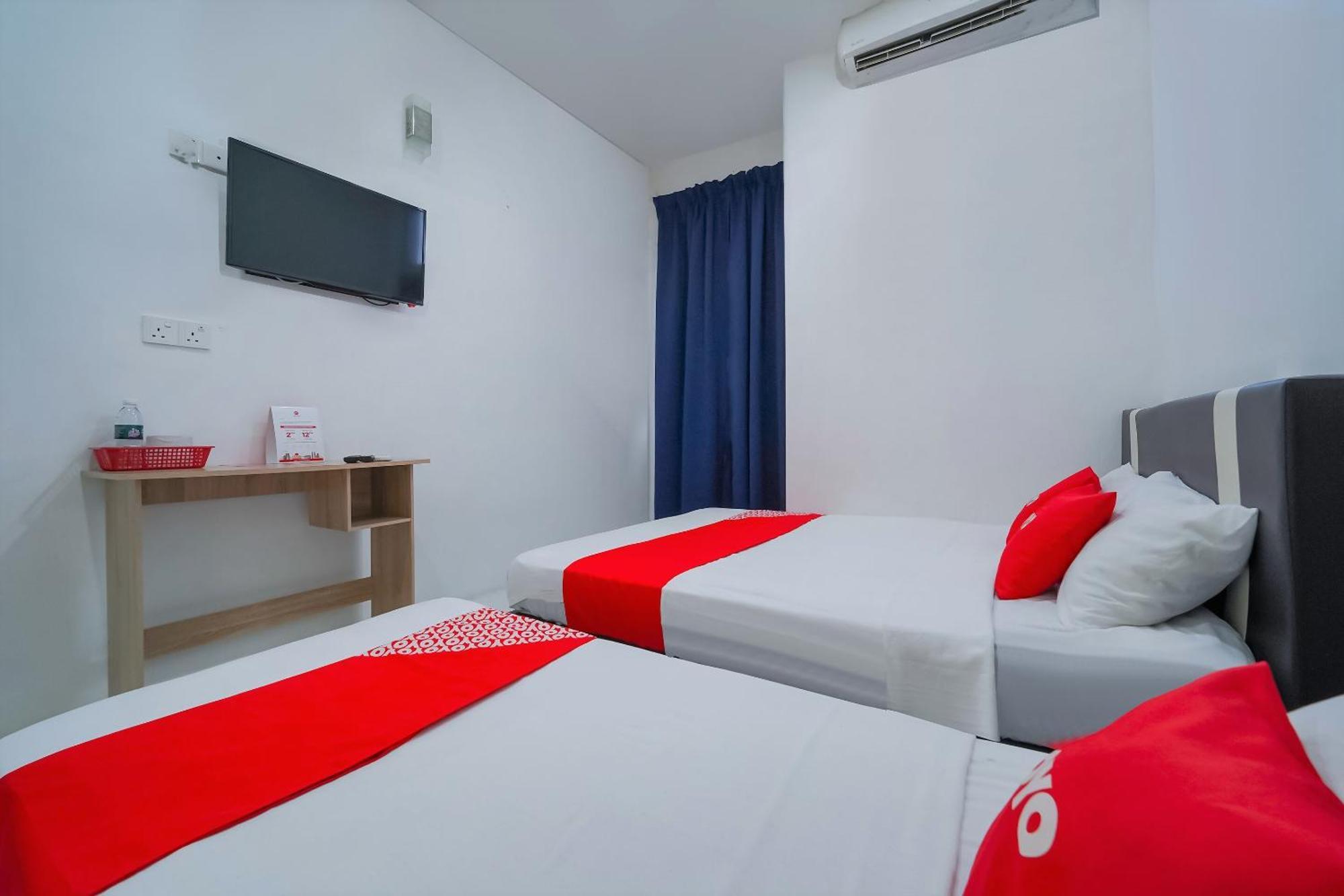 Oyo 89820 Sp Berlian Inn سونغاي بيتاني المظهر الخارجي الصورة